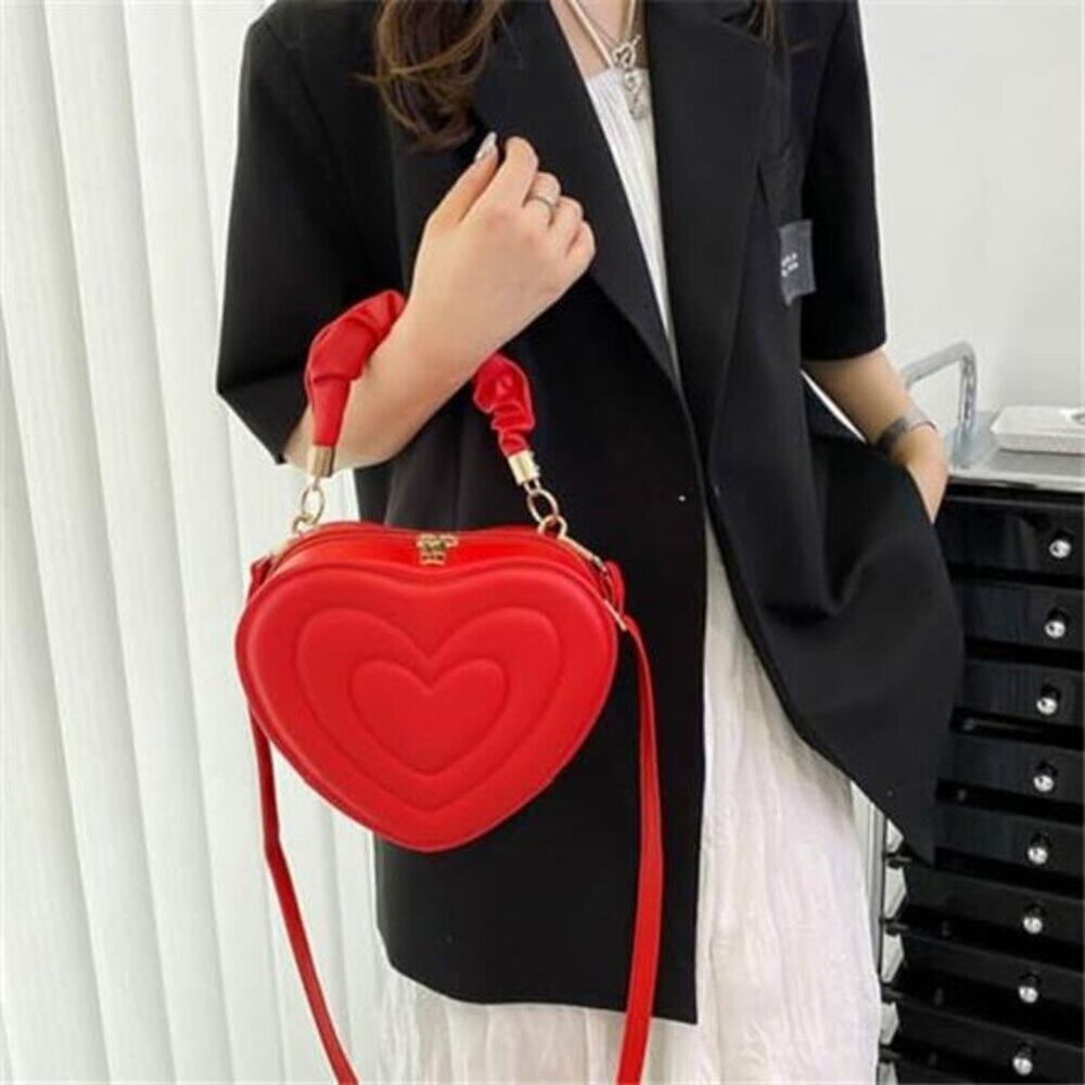 Heart Shaped Purse Crossbody Bag Vegan Leather Cute Shoulder Bag with Strap